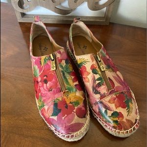 Eva leather closed toe loafers